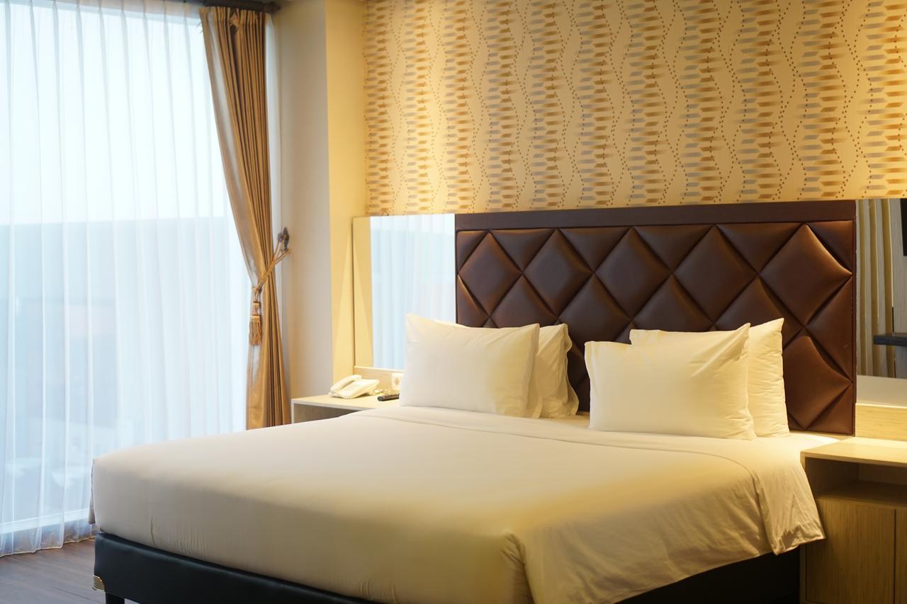 Grand Vilia Hotel Ланггур Экстерьер фото
