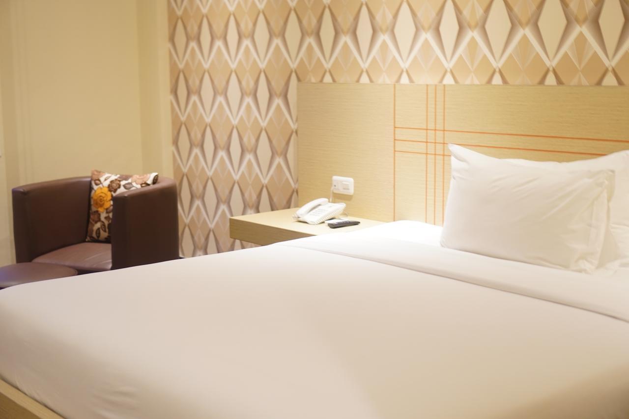 Grand Vilia Hotel Ланггур Экстерьер фото